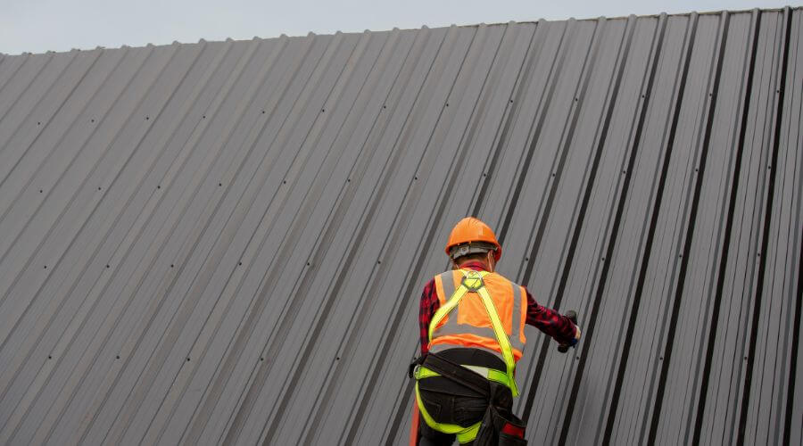 Professional residential roofers in Henrieville, UT